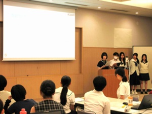 発表の様子Cチーム